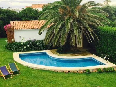 Casa En Península Punta del Este, 6 dormitorios, jardín y piscina.