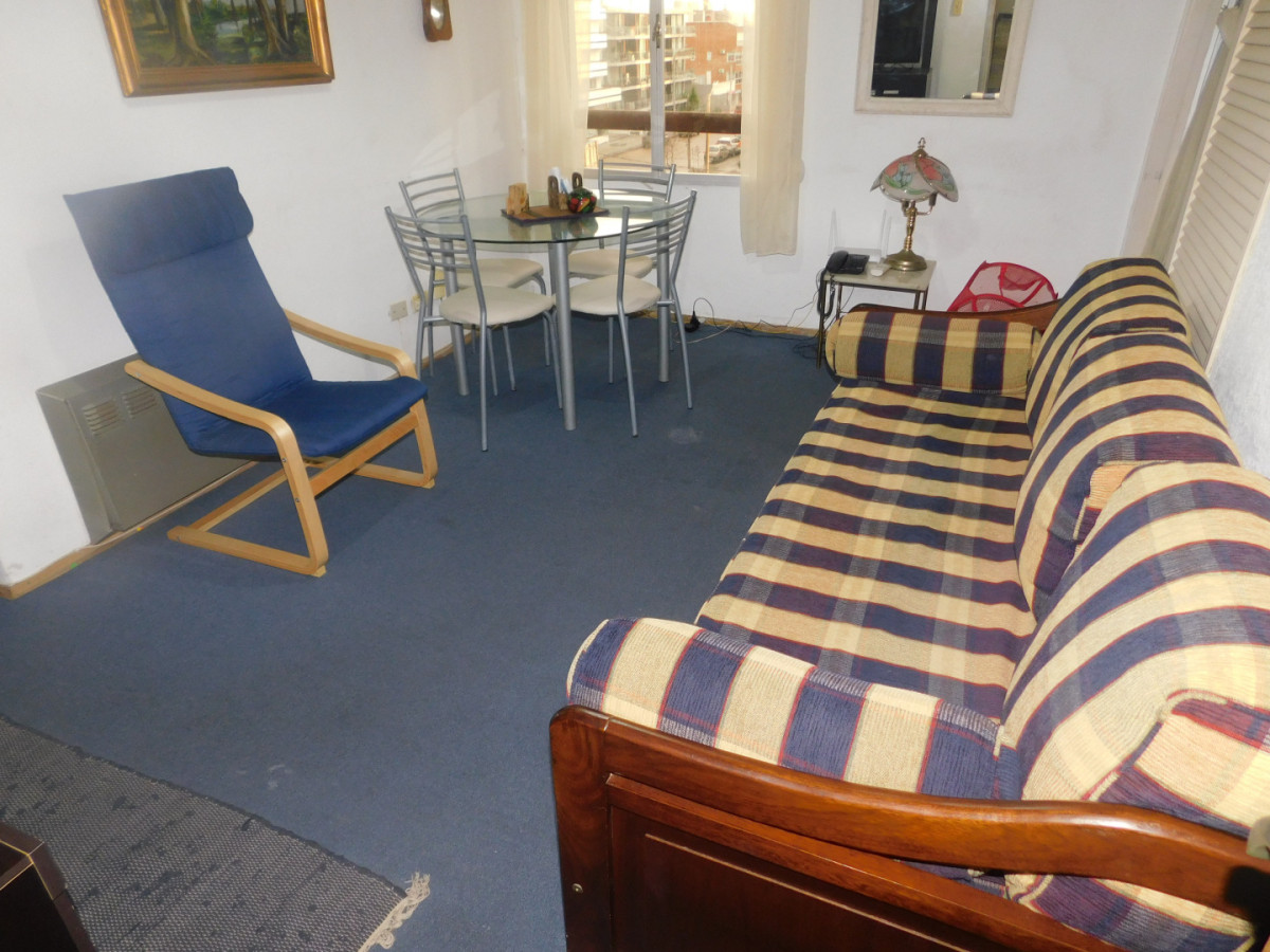 Apartamento en venta de un dormitorio en plena Península!!