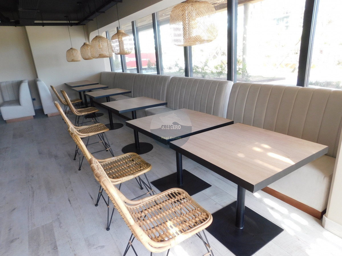 SNACK BAR