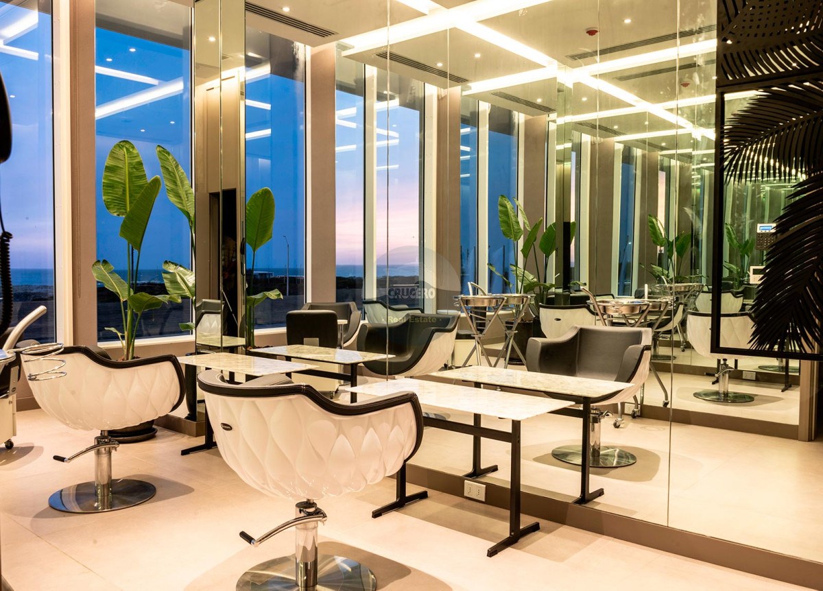 SALON DE NEGOCIOS