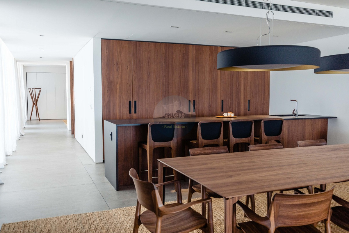 COMEDOR Y BARRA