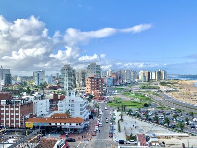 Península, piso alto con vista a ambas playas, Punta del Este, Uruguay