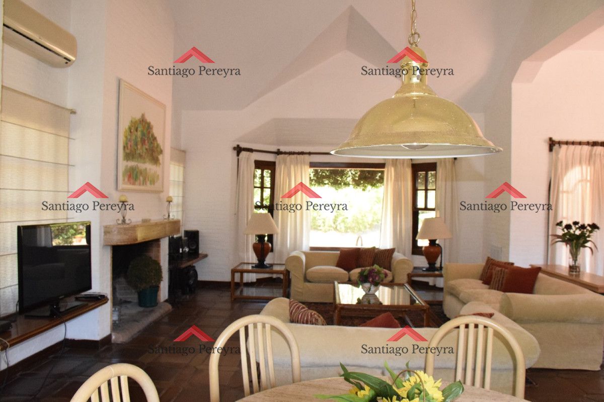 Beverly Hills - GoPunta - Portal Inmobiliario de Punta del Este - Maldonado