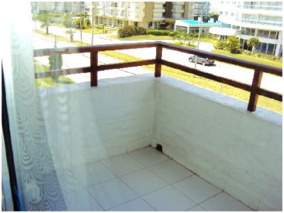 Apartamento en Brava, 1 dormitorios *