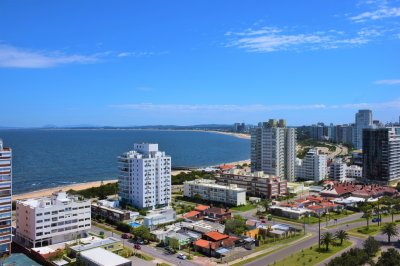 Muy cálido Pent house con excelente ubicación !! 