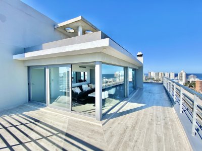 Penthouse Duplex Venta 4 dormitorios Punta del Este Mansa