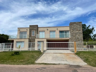 Casa en la barra.