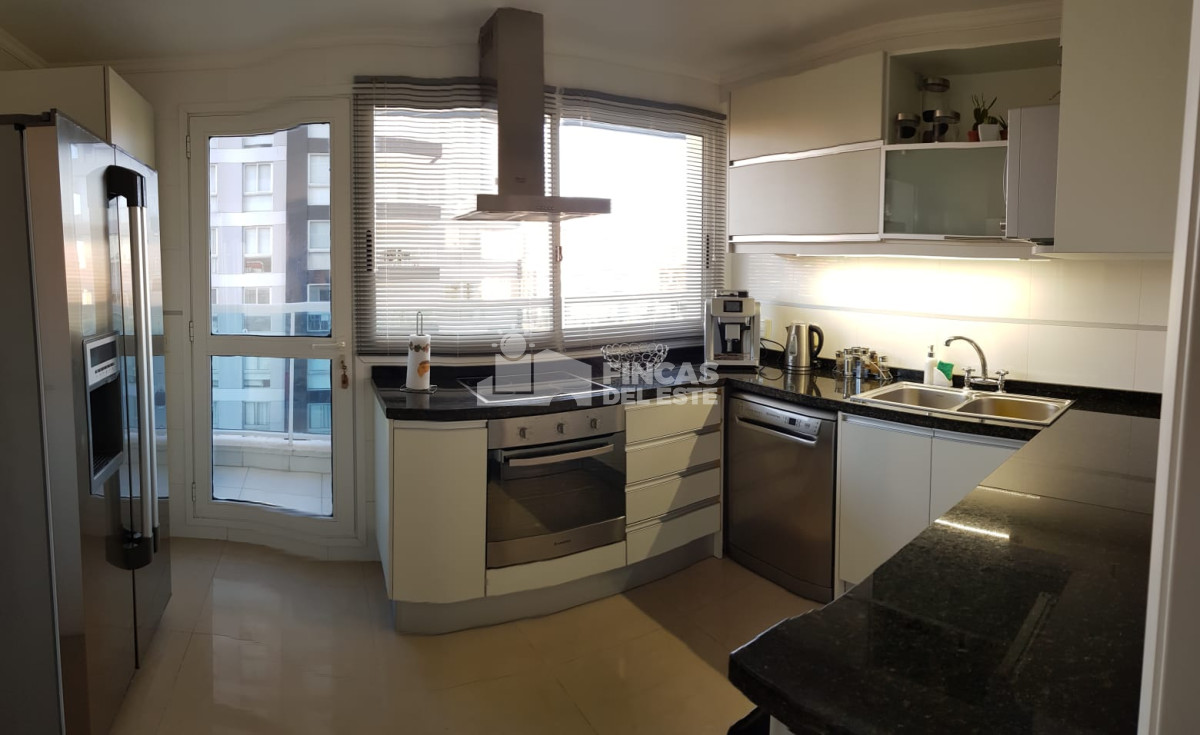 Los Angeles - GoPunta - Portal Inmobiliario de Punta del Este - Maldonado