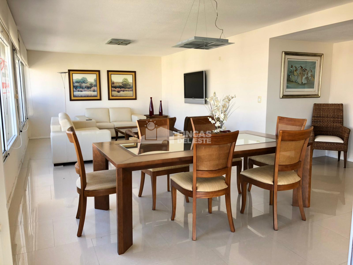 Aidy Grill - GoPunta - Portal Inmobiliario de Punta del Este - Maldonado