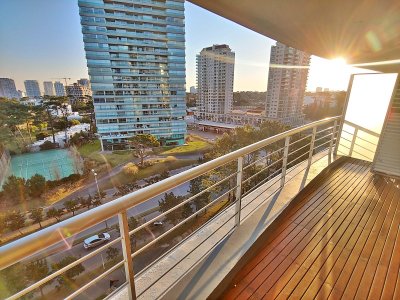 Apartamento en Torre Tressesenta 1 dormitorio- Punta del Este EN VENTA 