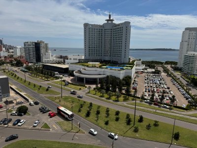 Apartamento con todos los servicios.