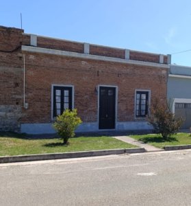 Casa en Aiguá ideal para inversión turística o residencia 