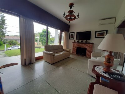 Casa de alquiler en enero de 2 dormitorios en Punta del Este 