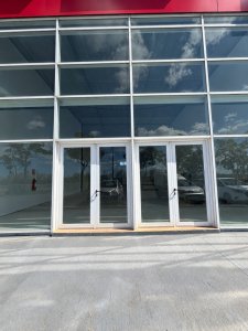Local comercial de 100m2 en alquiler área 39