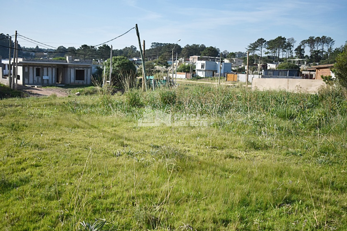 Altos de la Laguna - GoPunta - Portal Inmobiliario de Punta del Este - Maldonado