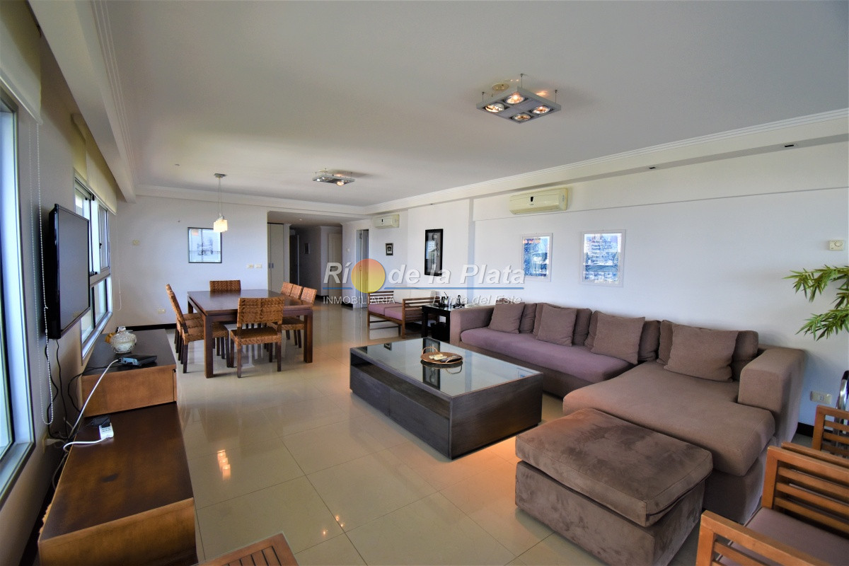 Brava - GoPunta - Portal Inmobiliario de Punta del Este - Maldonado