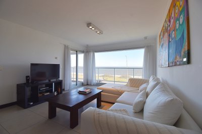 Edificio Ville de Mer - Primera linea de playa Mansa