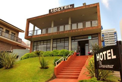 Hotel en Playa Brava