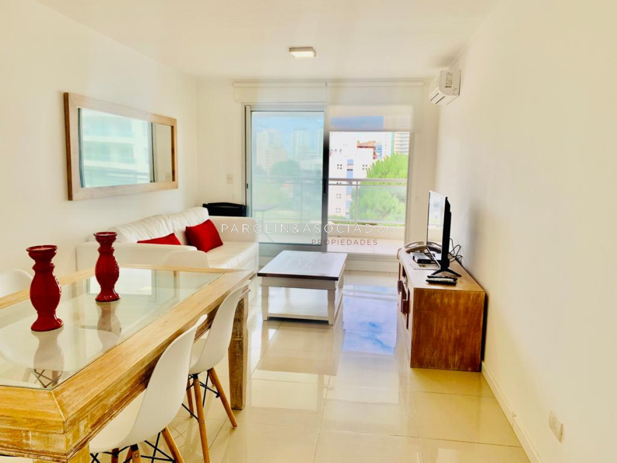 Aidy Grill - GoPunta - Portal Inmobiliario de Punta del Este - Maldonado