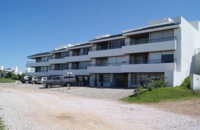  venta de Apartamento 3 DORMITORIOS en MONTOYA.