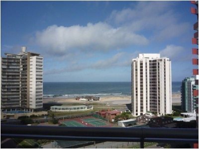 Venta de Apartamento 3 DORMITORIOS en Playa Brava, Punta del Este  