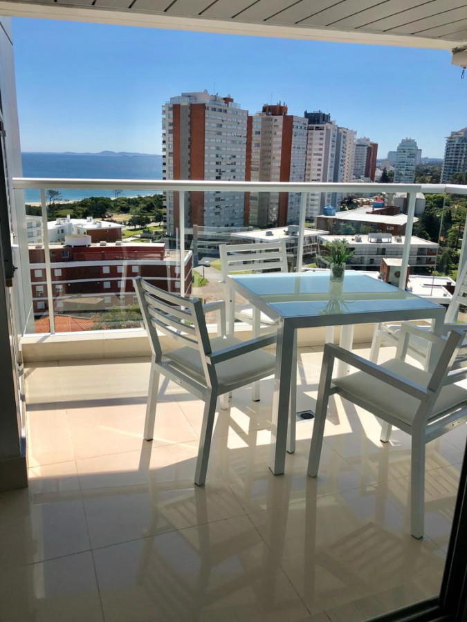 Departamento en Venta en Piso alto de 2 dormitorios en Miami Boulevard, Playa Mansa