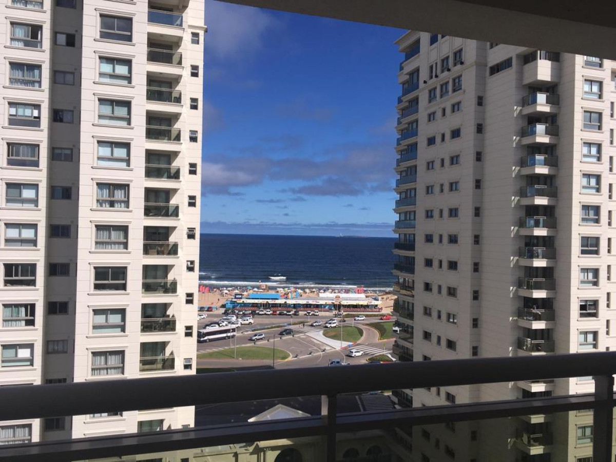 Apartamento en venta en Torre Imperiale III, Punta del Este.
