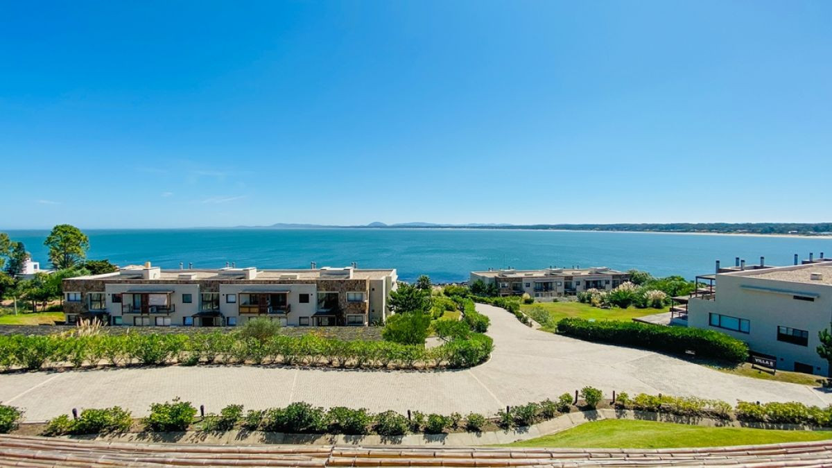 Apartamento 3 dormitorios en Quartier, Punta del Este.