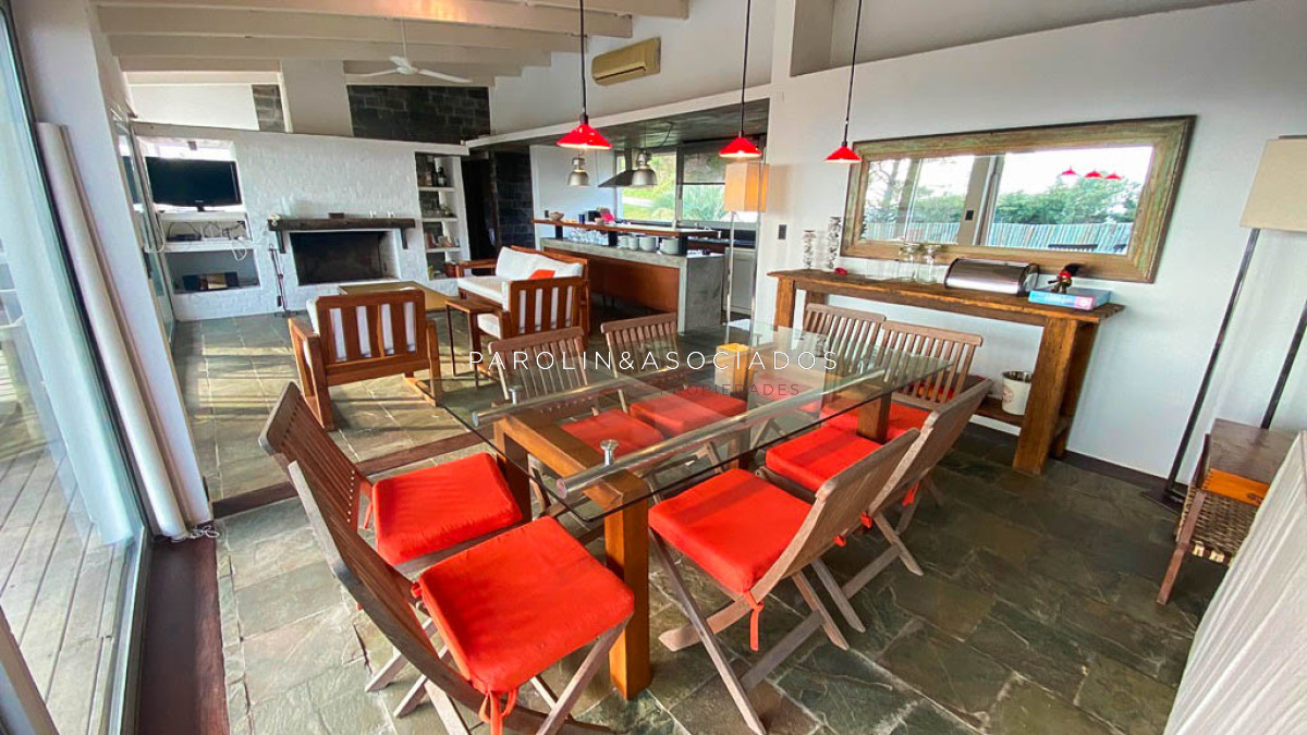 Lomo de la Ballena - GoPunta - Portal Inmobiliario de Punta del Este - Maldonado