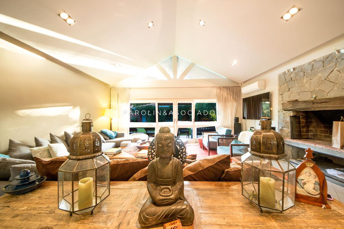 Beverly Hills - GoPunta - Portal Inmobiliario de Punta del Este - Maldonado
