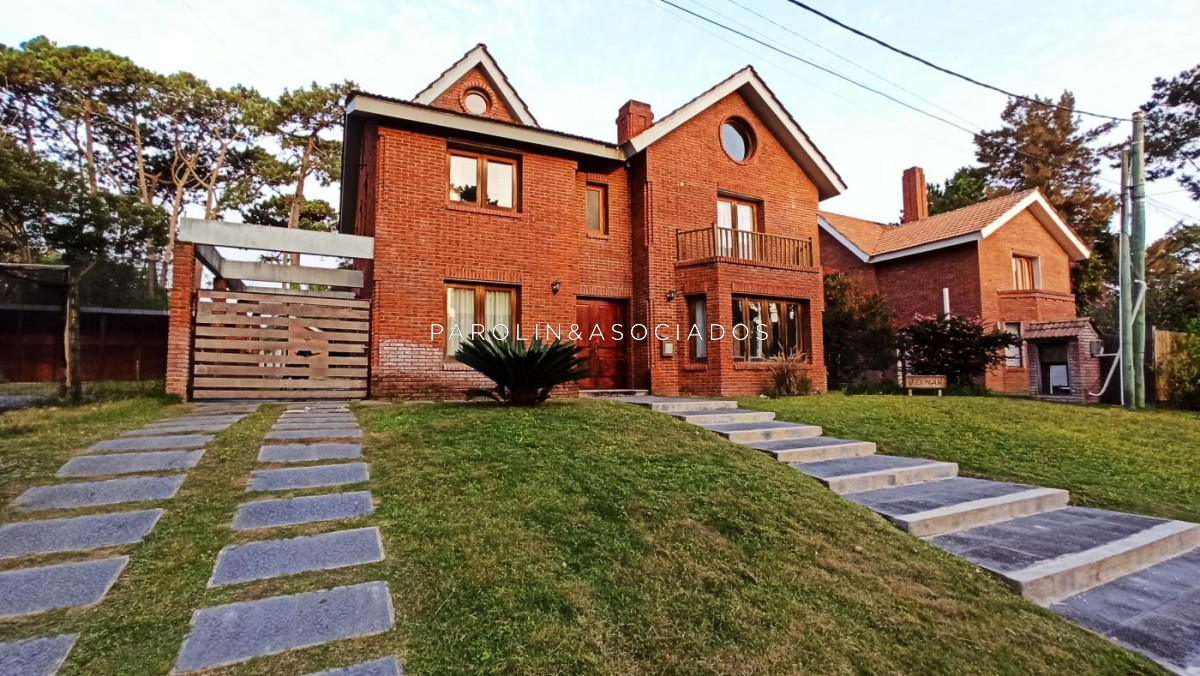 muy linda casa en lugano - jpa2315c