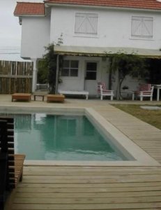 CASA EN VENTA DE 4 DORMITORIOS EN LA BARRA 
