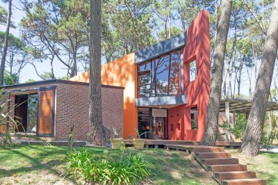 VENTA DE CASA DE 3 DORMITORIOS EN LAGUNA BLANCA PUNTA DEL ESTE