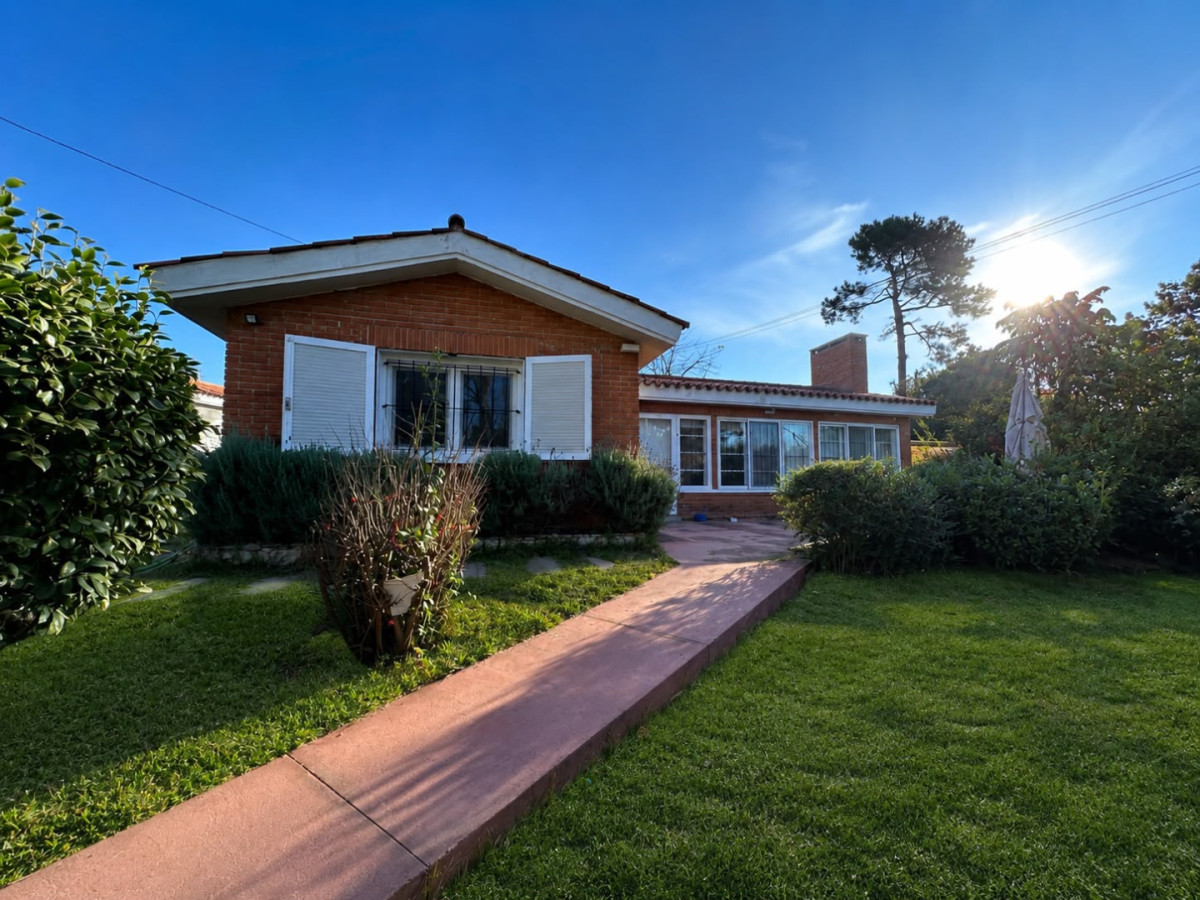 Casa en Venta de 3 Dormitorios en Cantegril, Punta del Este