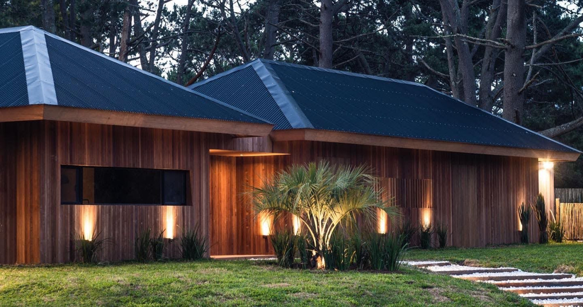 Hermosa casa en venta con 4 dormitorios en Pinar del Faro, Punta del Este.