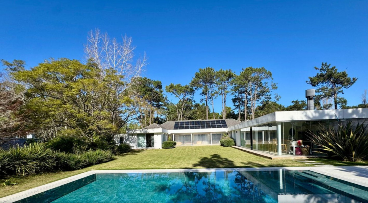 Casa de 5 Dormitorios en Laguna Blanca, La Barra