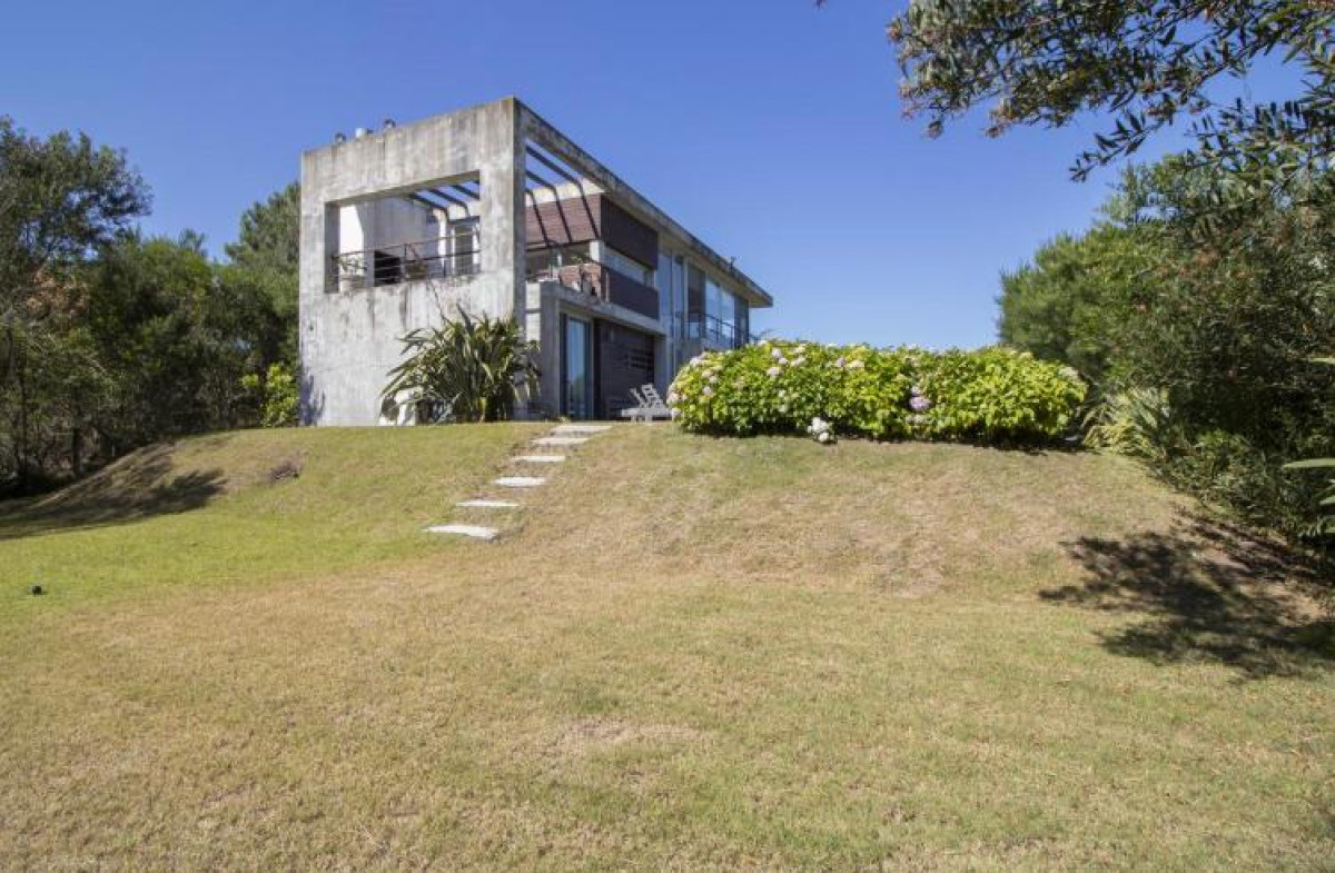 Casa en Venta de 3 Dormitorios en Jose Ignacio