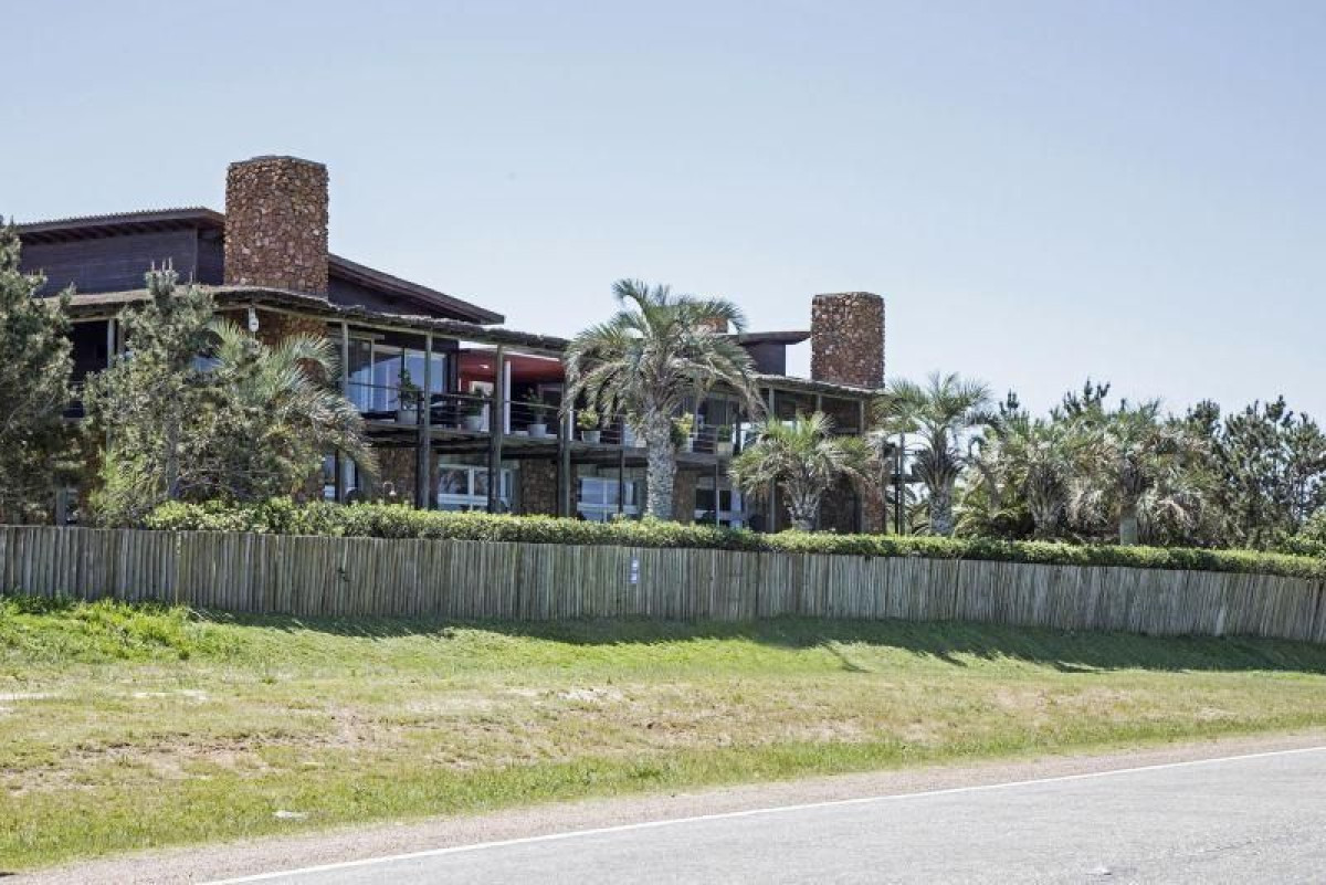 Casa en venta de 4 dormitorios en José Ignacio, Punta del Este.