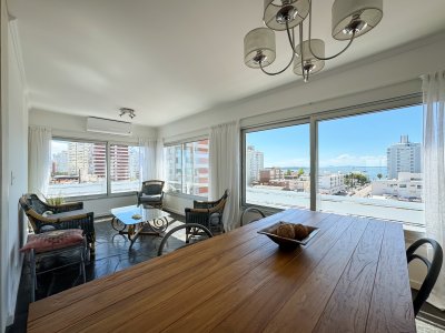 Venta apartamento de 2 dormitorios en Península, Punta del Este