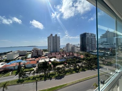 Playa Mansa , vista al mar, parrillero, aire acondicionado