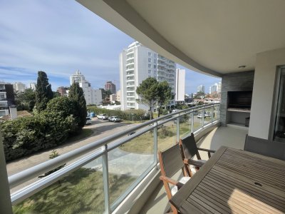 En muy buen estado, cómodo y prolijo