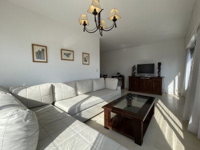 Hermoso apto para vacacionar o vivir todo el año