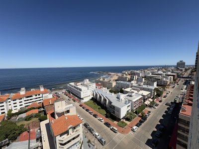 Hermosa vista al mar y servicios !! Para unas hermosas vacaciones.