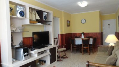 Impecable, capacidad para 4 personas, aire, Wi Fi, garage