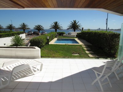 Terraza con piscina exclusiva 
