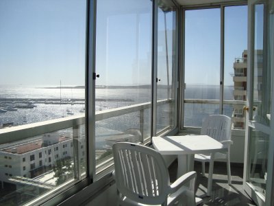 Terraza cerrada con linda vista al Mar 