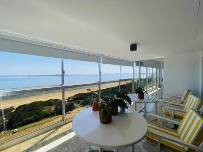 Primera Fila al Mar, excelente vista, terraza 