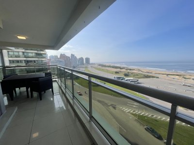 Terraza, Edificio con excelentes servicios 