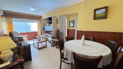 Impecable, capacidad para 4 personas, aire, Wi Fi, garage