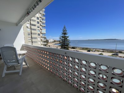 Hermosa Vista a Playa Mansa!